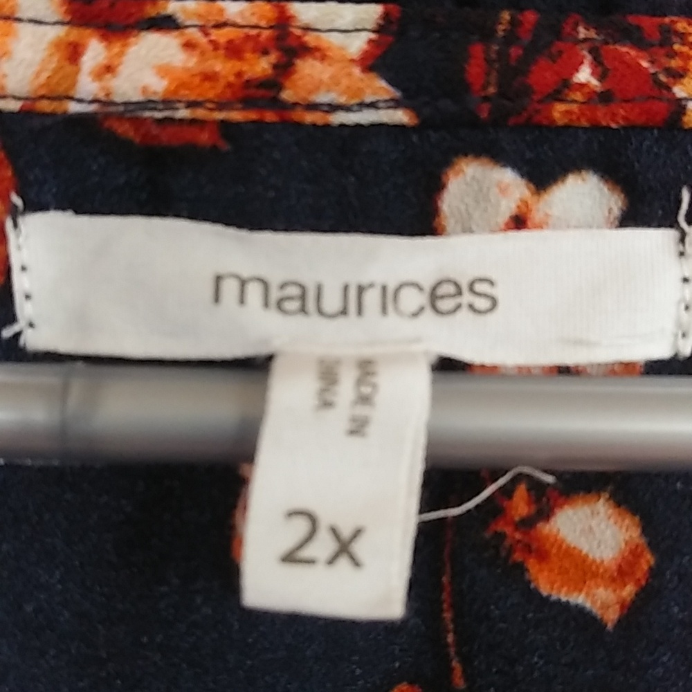 Maurices blouse. Size 2X. - Picture 3 of 4